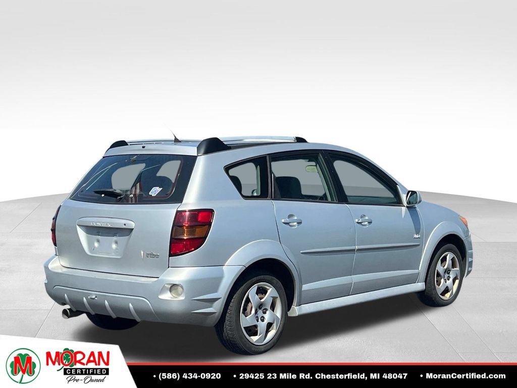 Used 2008 Pontiac Vibe w/ Sun And Sound Package FWD image 5