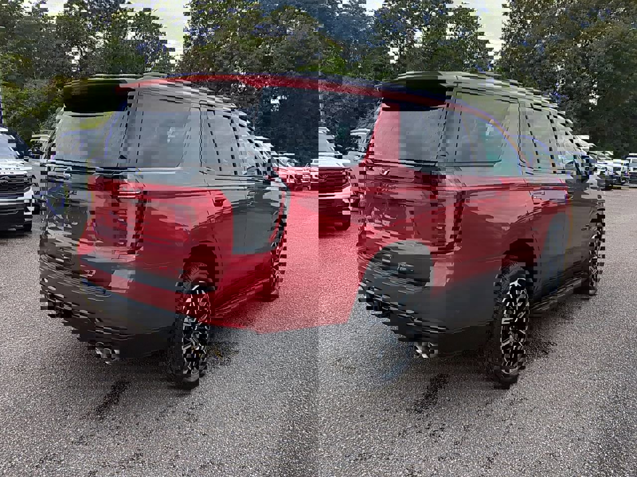 Used 2025 Chevrolet Tahoe RST w/ Comfort Package image 4