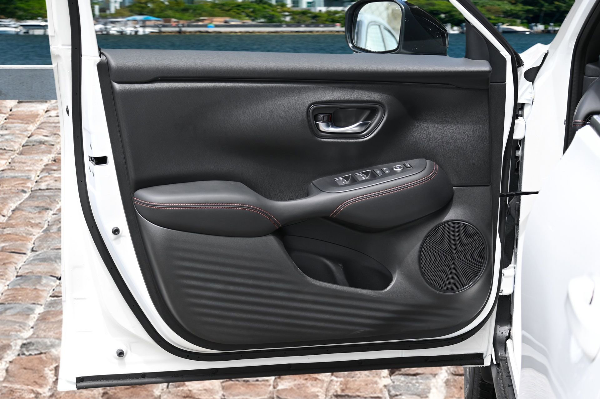 New 2025 Honda HR-V Sport image 10