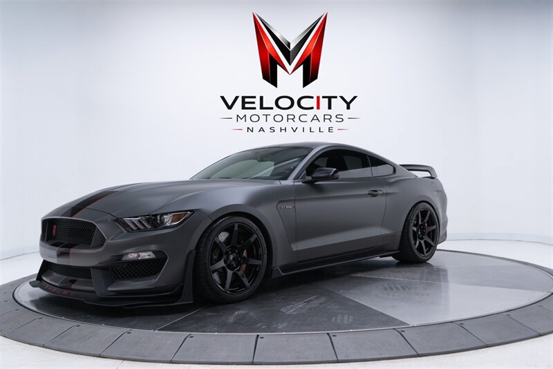 Used 2018 Ford Mustang Shelby GT350R w/ GT350R Equipment Group 920A RWD image 2