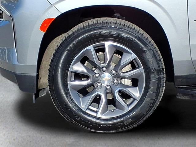 Used 2023 Chevrolet Tahoe LT w/ Luxury Package AWD/4WD image 10