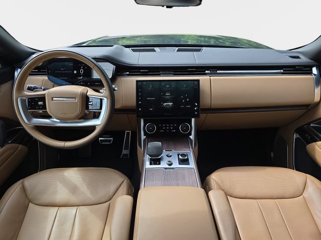 Used 2023 Land Rover Range Rover Autobiography AWD/4WD image 10