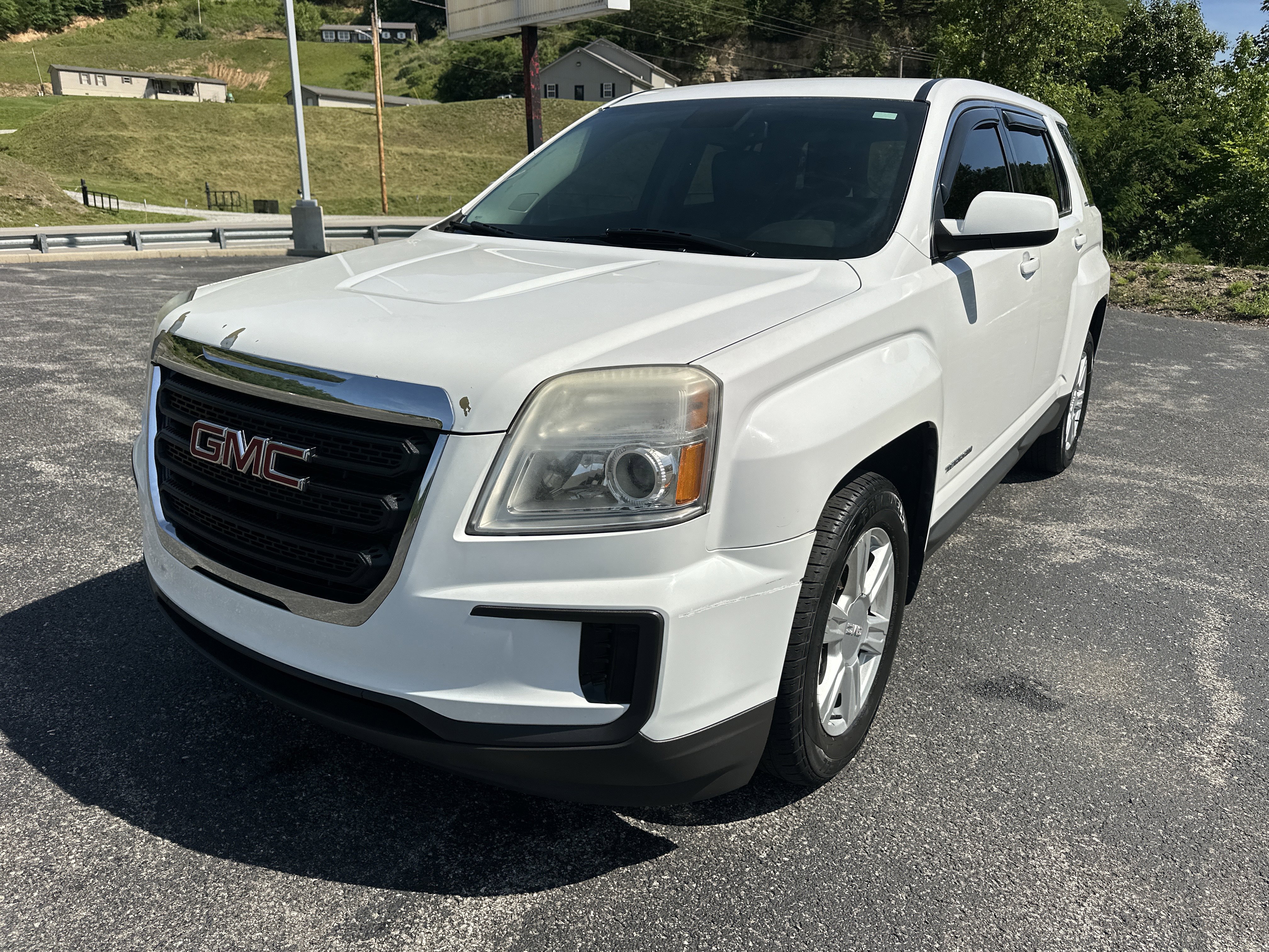 Used 2016 GMC Terrain SLE AWD/4WD image 6