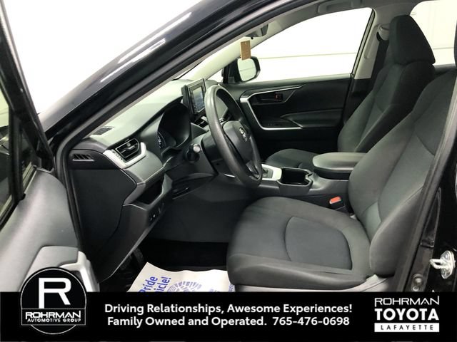 Used 2022 Toyota RAV4 LE AWD/4WD image 10