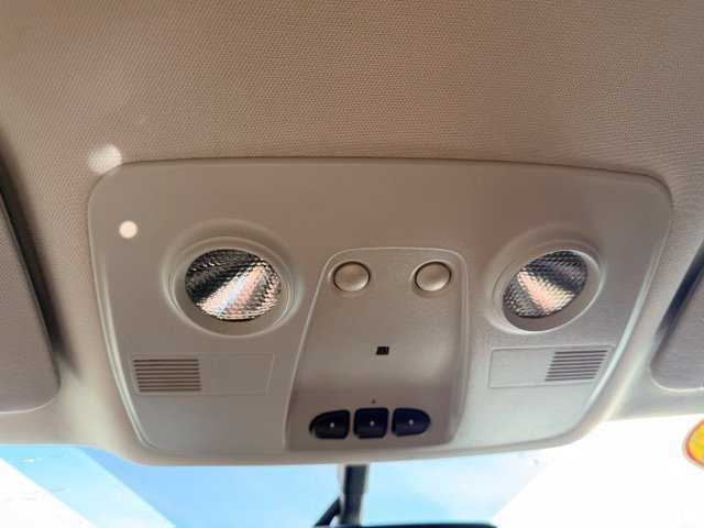 Used 2013 Chevrolet Traverse LT w/ All-Star Edition FWD image 29