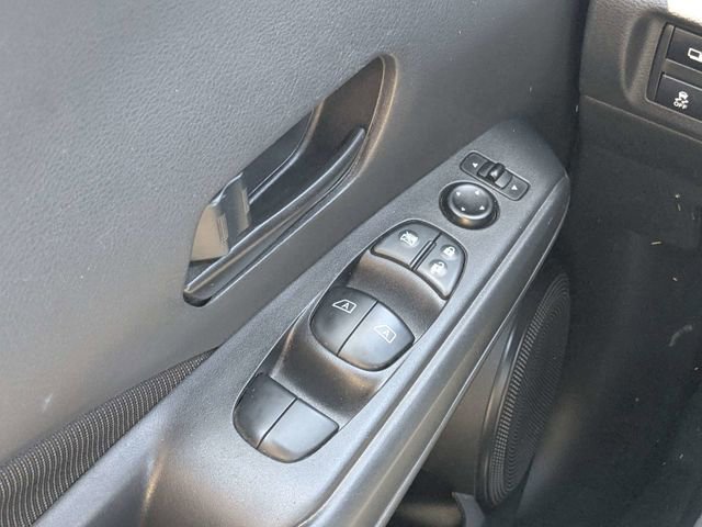 Used 2021 Nissan Kicks S FWD image 19