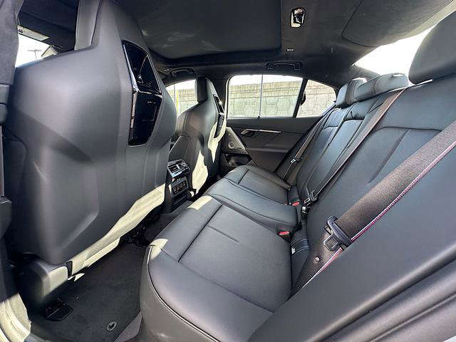 New 2026 BMW M5 w/ Executive Package image 5