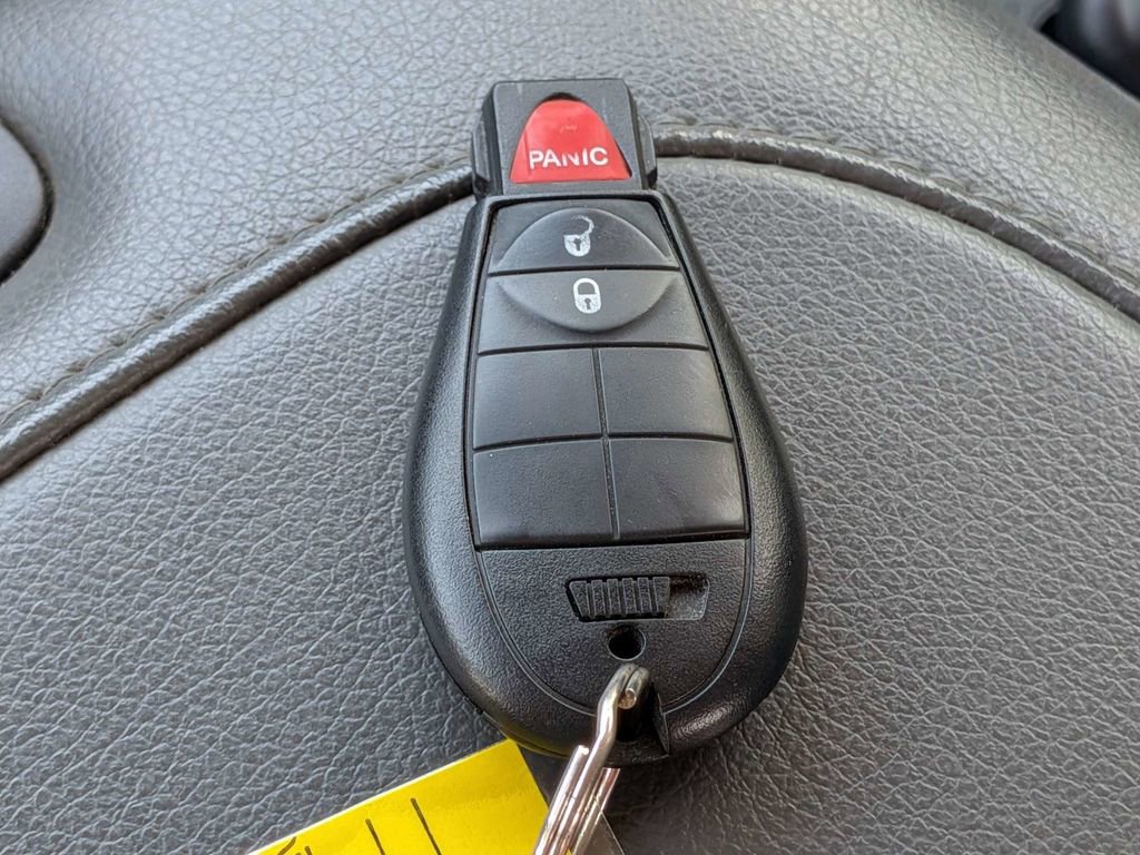 Used 2014 RAM 1500 Express image 31