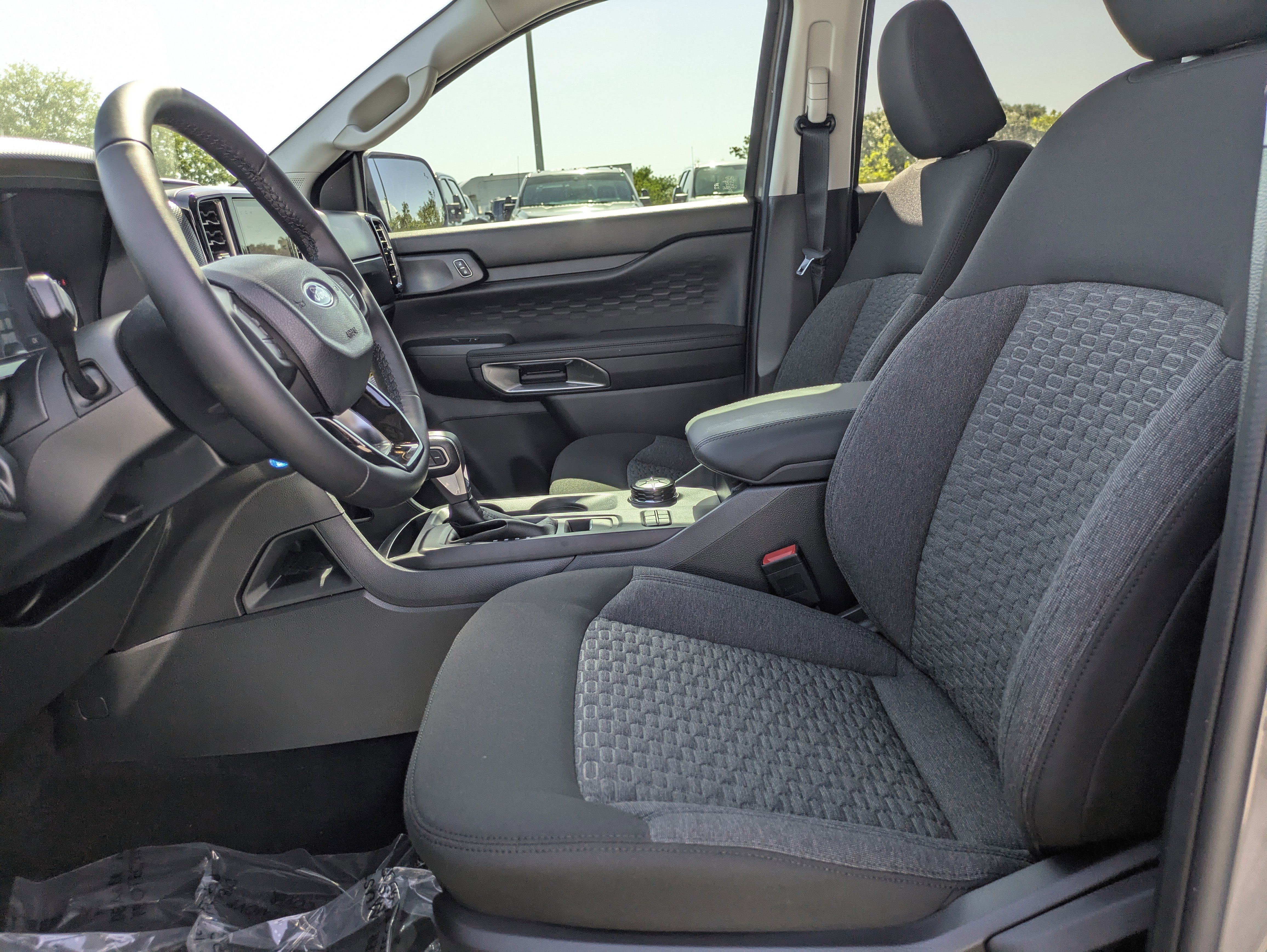 New 2025 Ford Ranger XLT w/ Black Appearance Package image 28