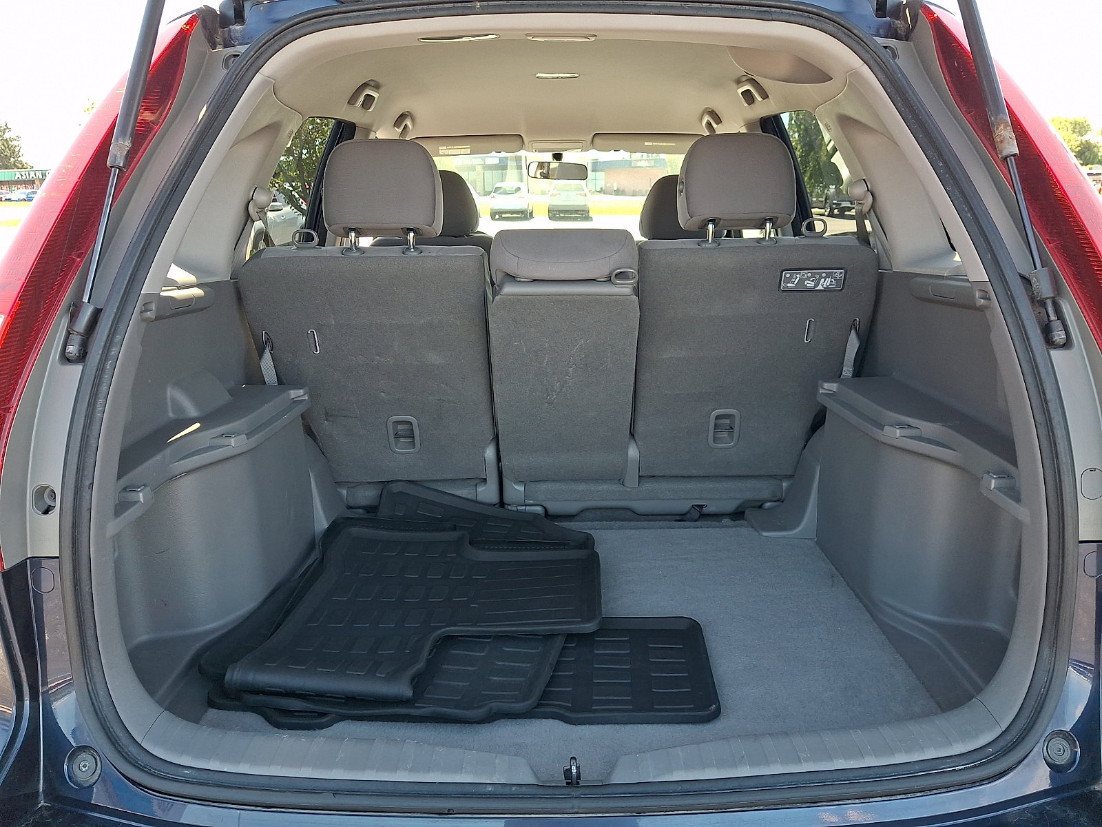 Used 2011 Honda CR-V SE image 26