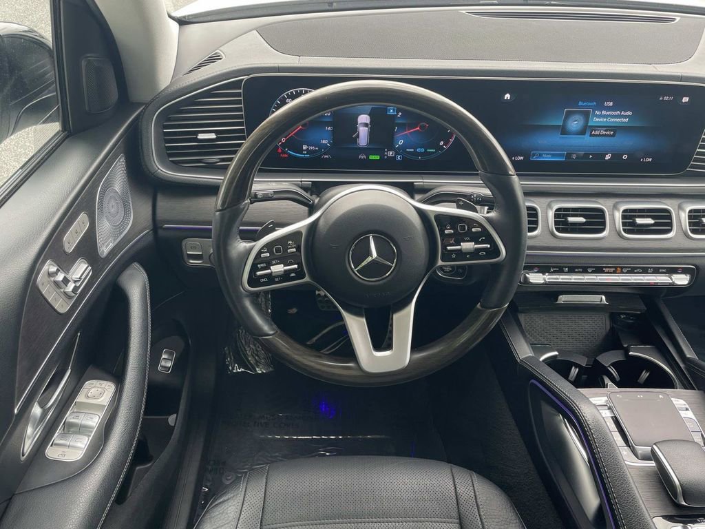 Used 2020 Mercedes-Benz GLS 580 4MATIC image 13
