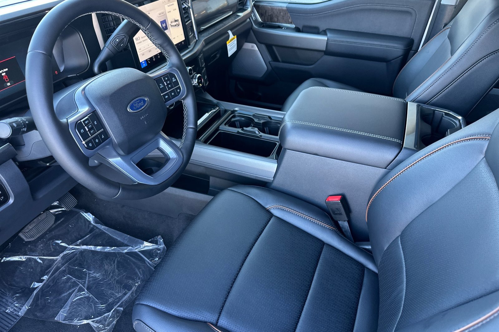 New 2026 Ford F250 Lariat w/ Black Appearance Package image 10