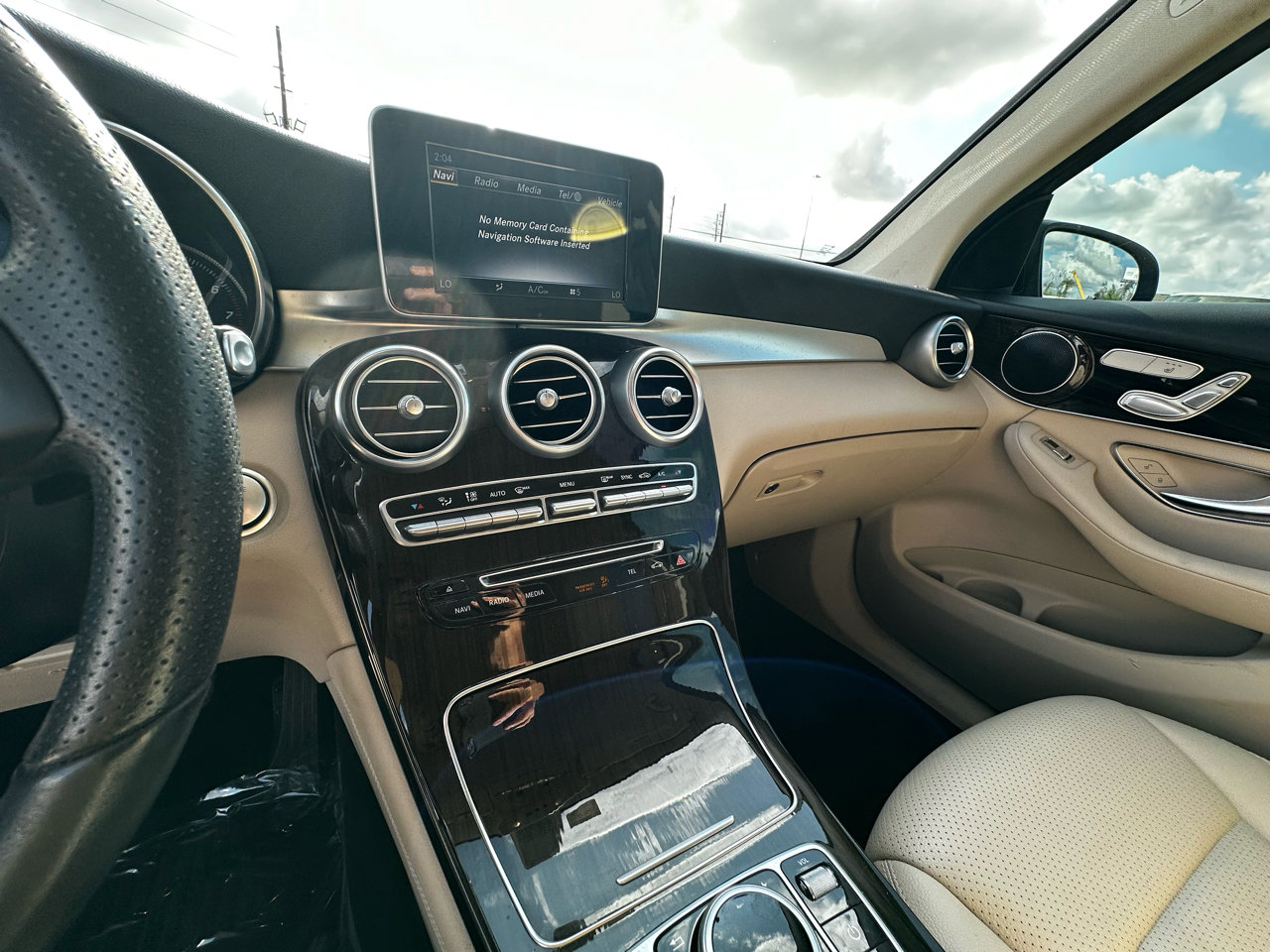 Used 2019 Mercedes-Benz GLC 300 image 38