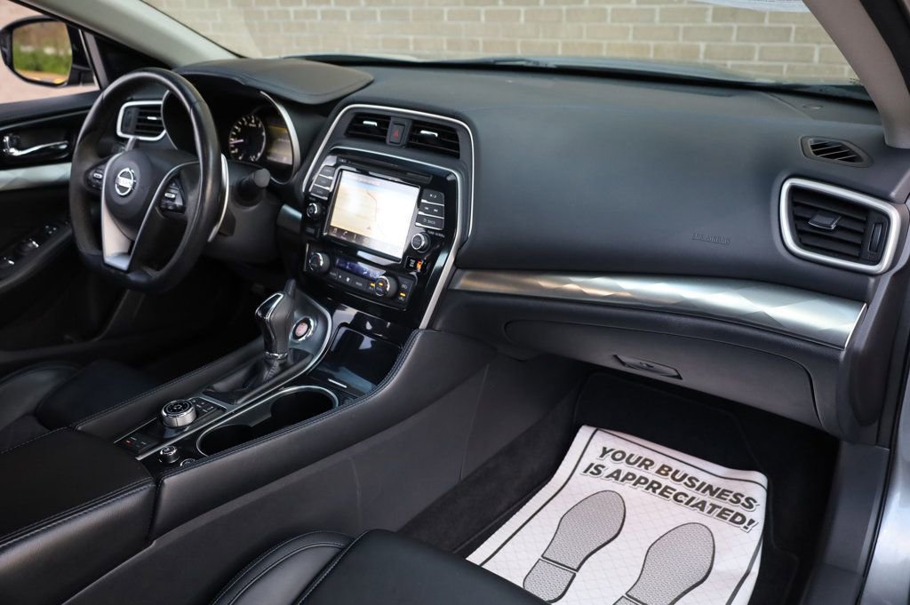 Used 2016 Nissan Maxima SR image 28