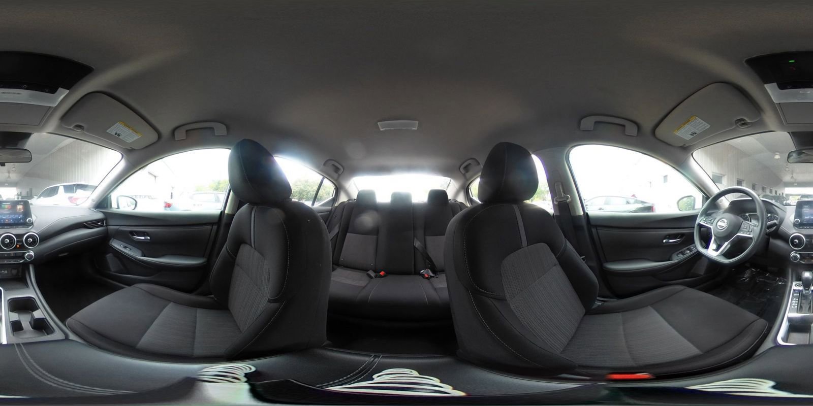Used 2025 Nissan Sentra SV FWD image 40