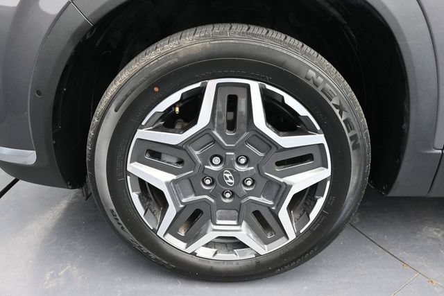 Used 2021 Hyundai Santa Fe Limited AWD/4WD image 22