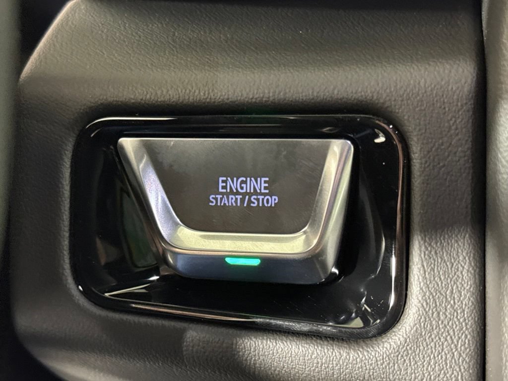 New 2026 GMC Yukon XL Elevation w/ Elevation Premium Package AWD/4WD image 17