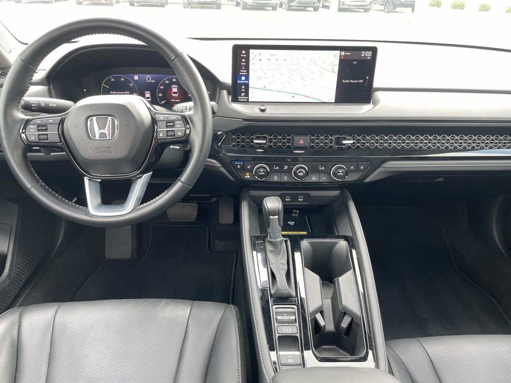 Used 2024 Honda Accord Touring image 14