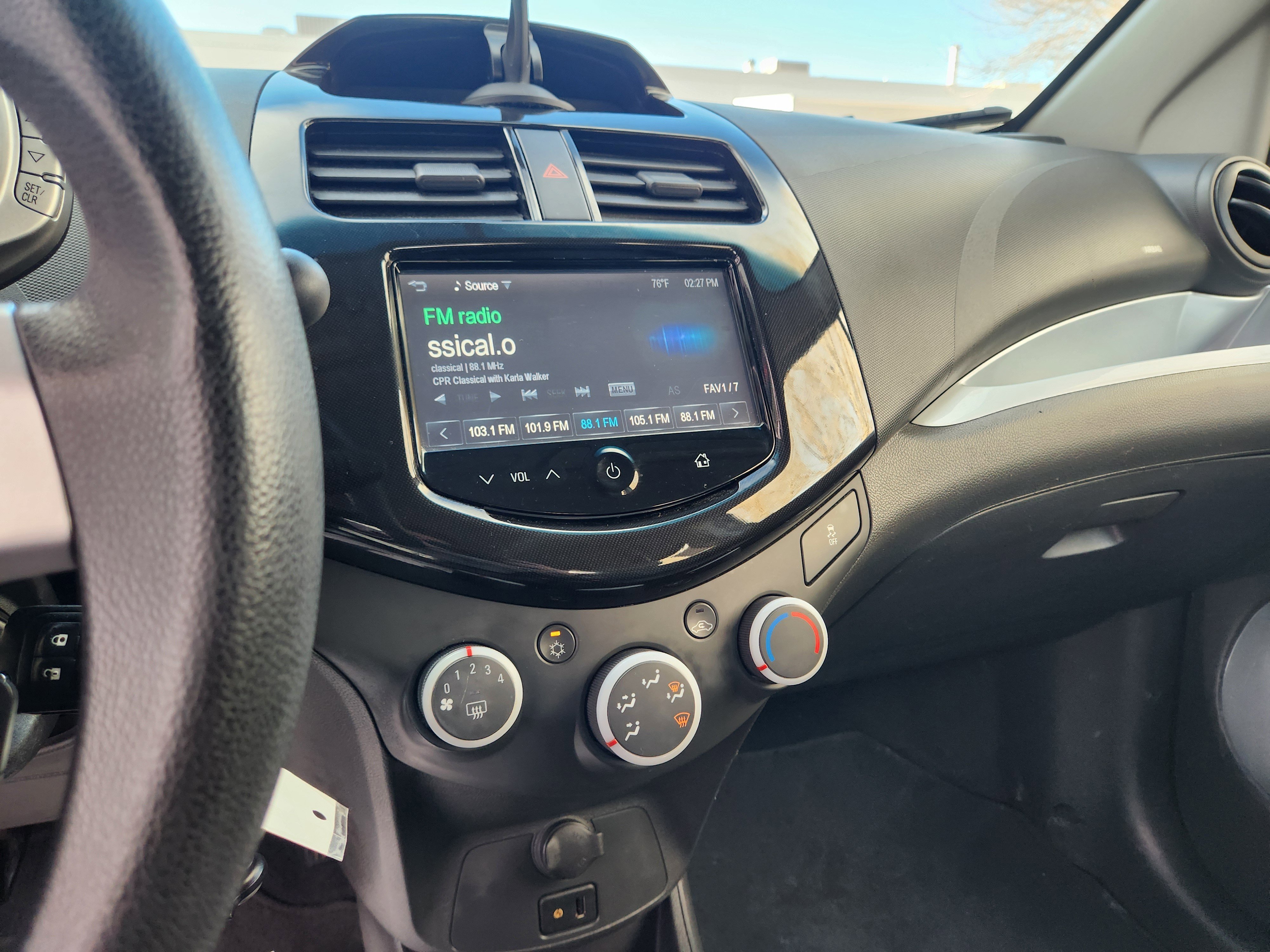 Used 2014 Chevrolet Spark LT image 14