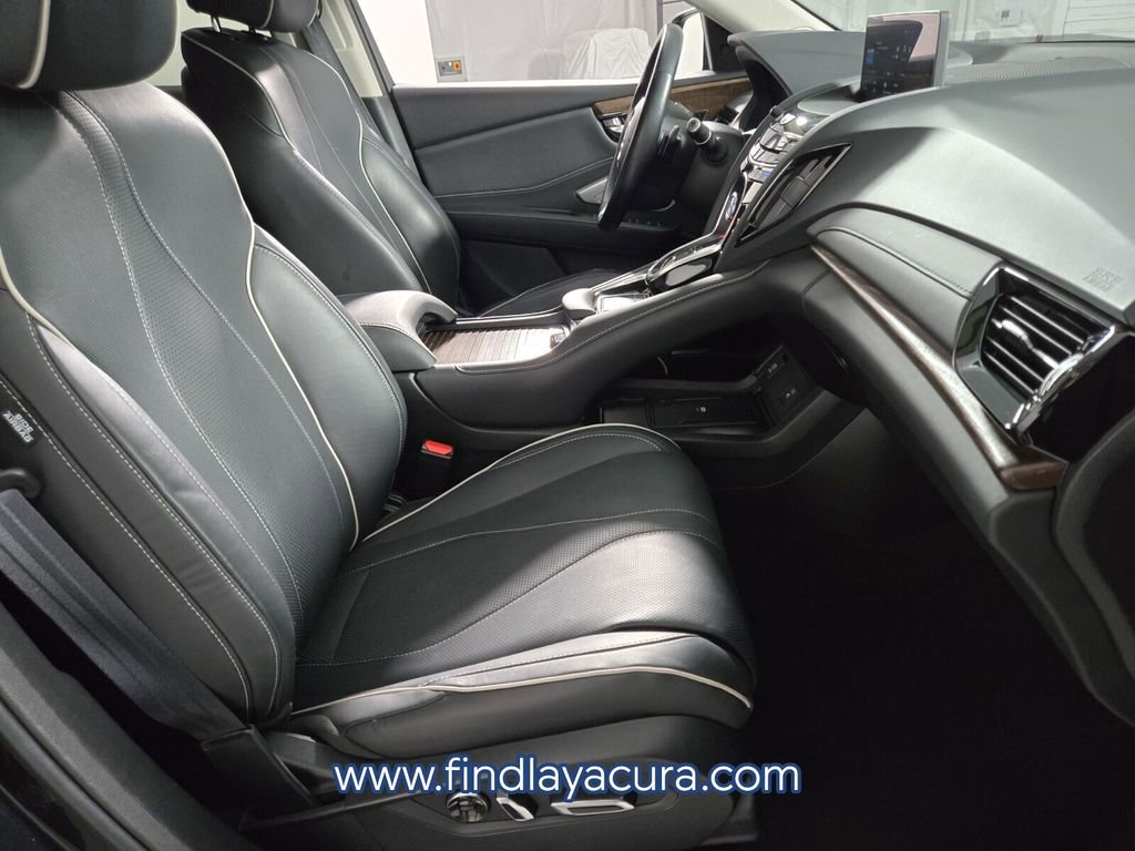 Used 2024 Acura RDX SH-AWD w/ Advance Package image 16