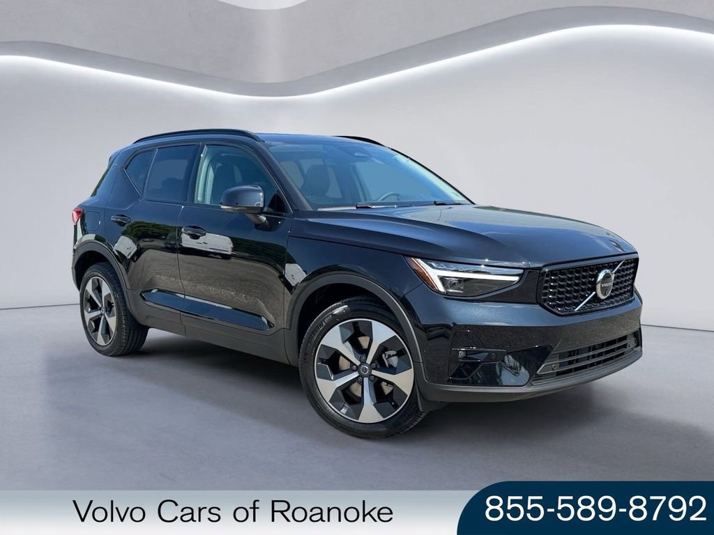 New 2026 Volvo XC40 B5 Plus w/ Protection Package Premier