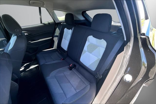 Used 2024 Chevrolet Trax LS FWD image 25
