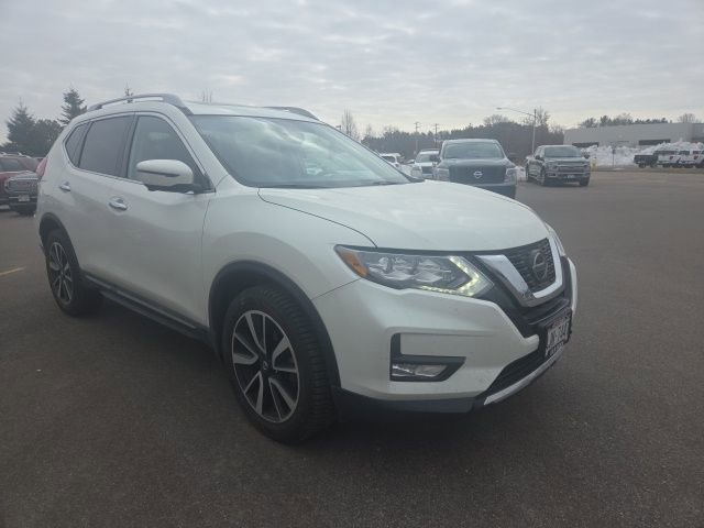 Used 2019 Nissan Rogue SL w/ Premium Package image 2