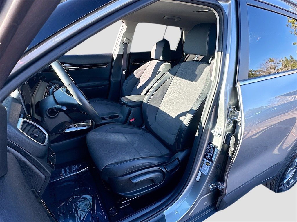 Certified 2024 Kia Seltos S image 20
