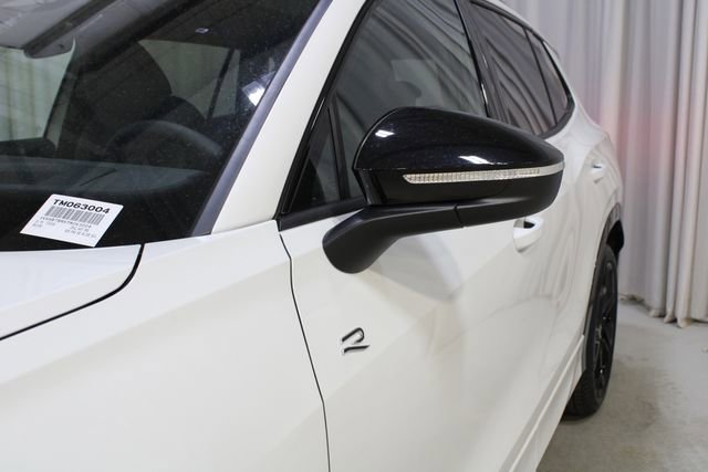 New 2026 Volkswagen Tiguan SE R-Line FWD image 35