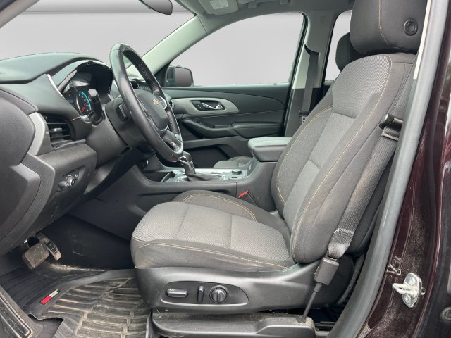 Used 2021 Chevrolet Traverse LT AWD/4WD image 12