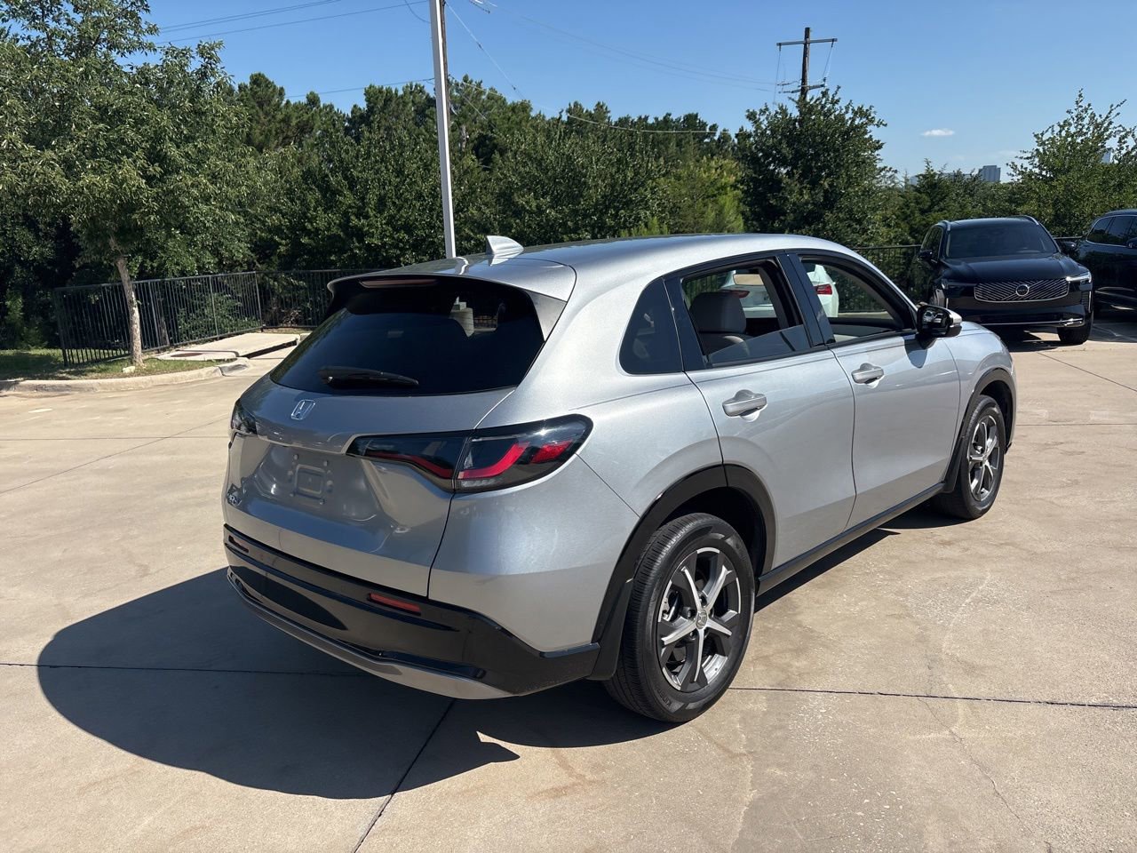 Used 2024 Honda HR-V EX-L image 5