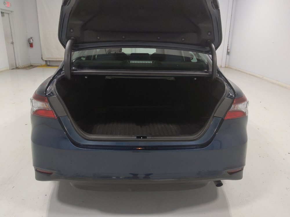 Used 2021 Toyota Camry LE FWD image 29