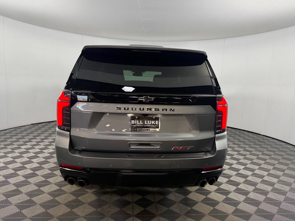 Used 2026 Chevrolet Suburban RST AWD/4WD image 9
