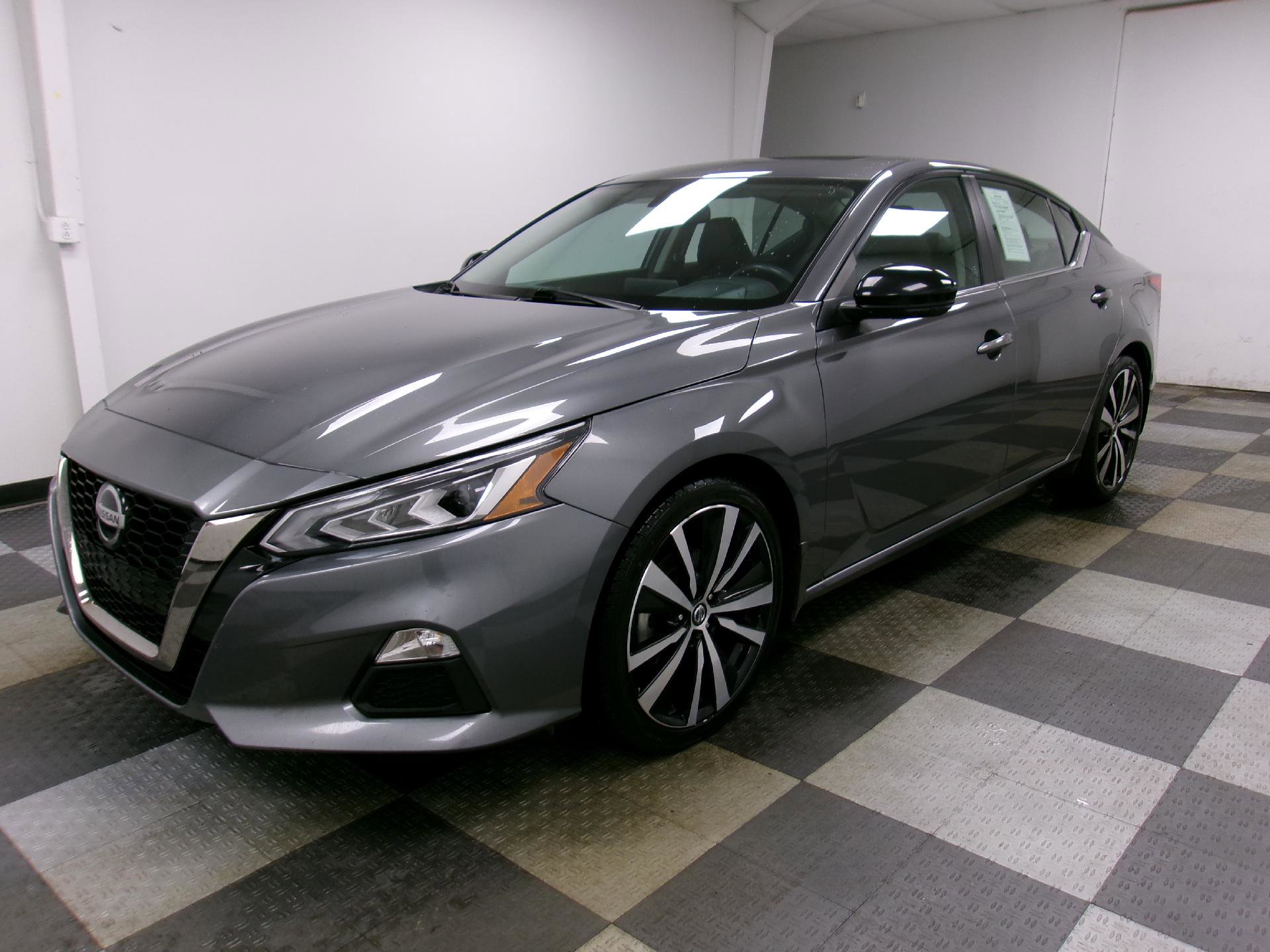Used 2021 Nissan Altima 2.0 SR image 1