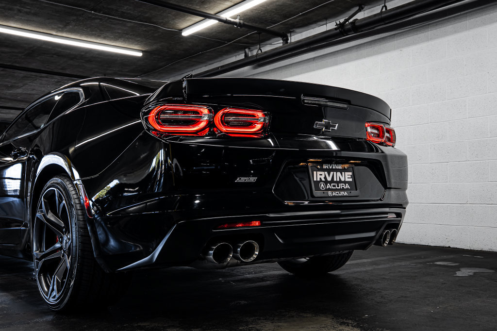 Used 2021 Chevrolet Camaro SS RWD image 16