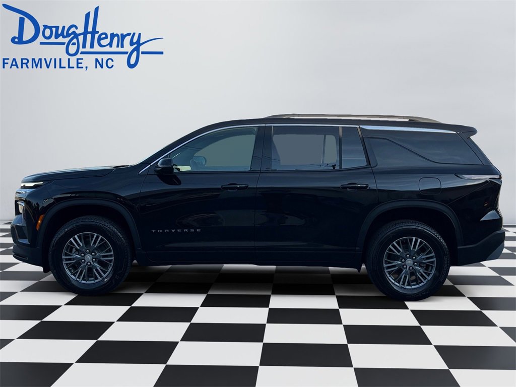 New 2026 Chevrolet Traverse LT image 2