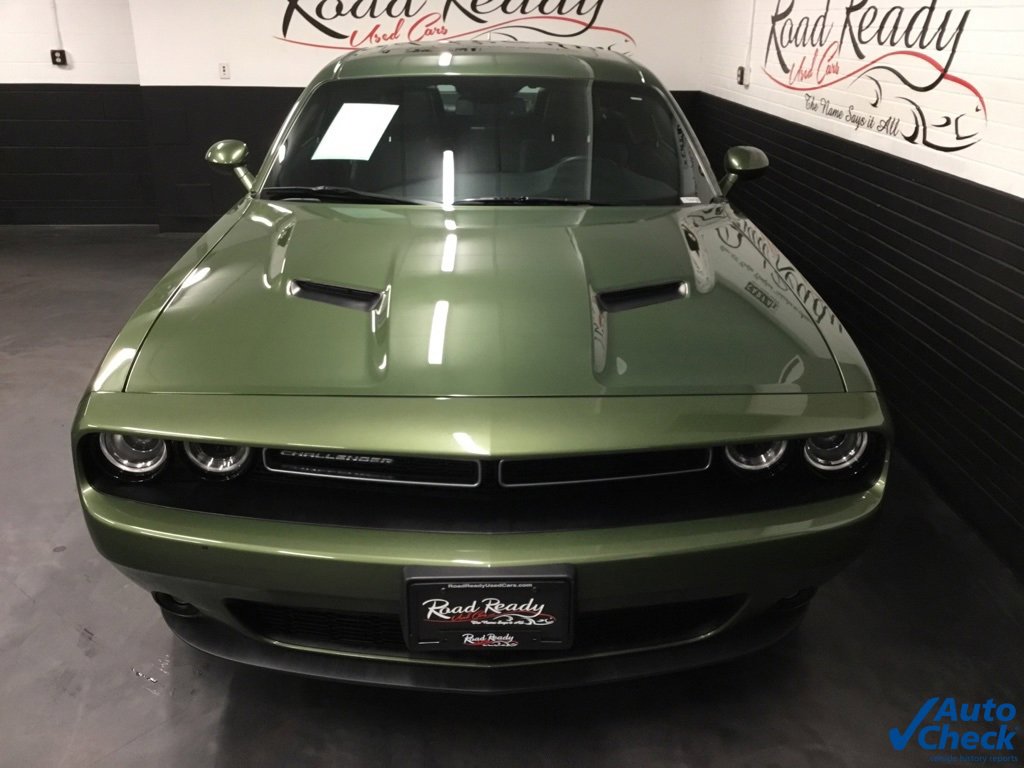 Used 2018 Dodge Challenger GT image 4