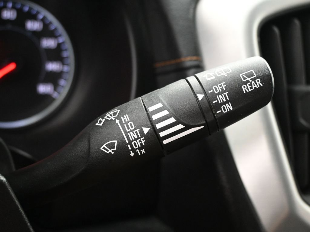 Used 2020 GMC Terrain SLE image 18