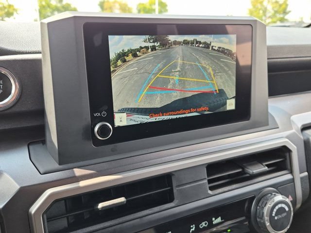 Certified 2025 Toyota 4Runner SR5 AWD/4WD image 13