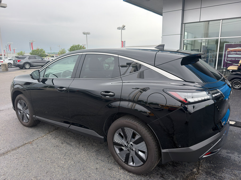 Used 2025 Nissan Murano SL AWD/4WD image 8