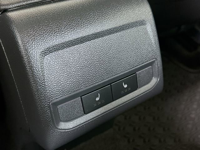 Used 2025 Volkswagen Jetta SEL FWD image 27