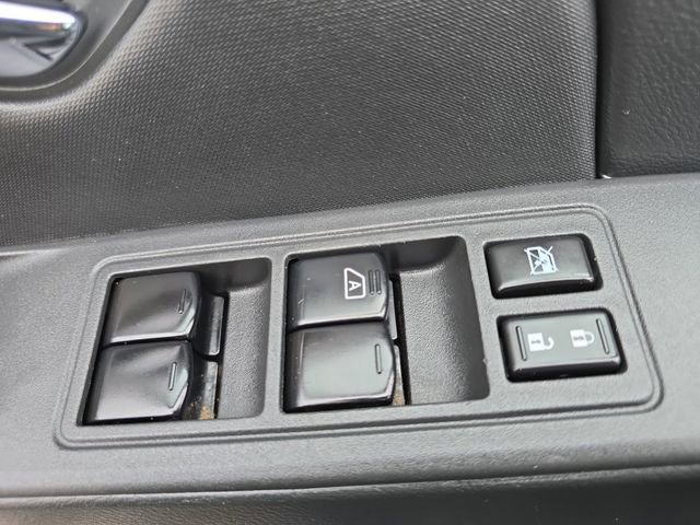 Used 2022 Nissan Frontier SV w/ Technology Package image 29