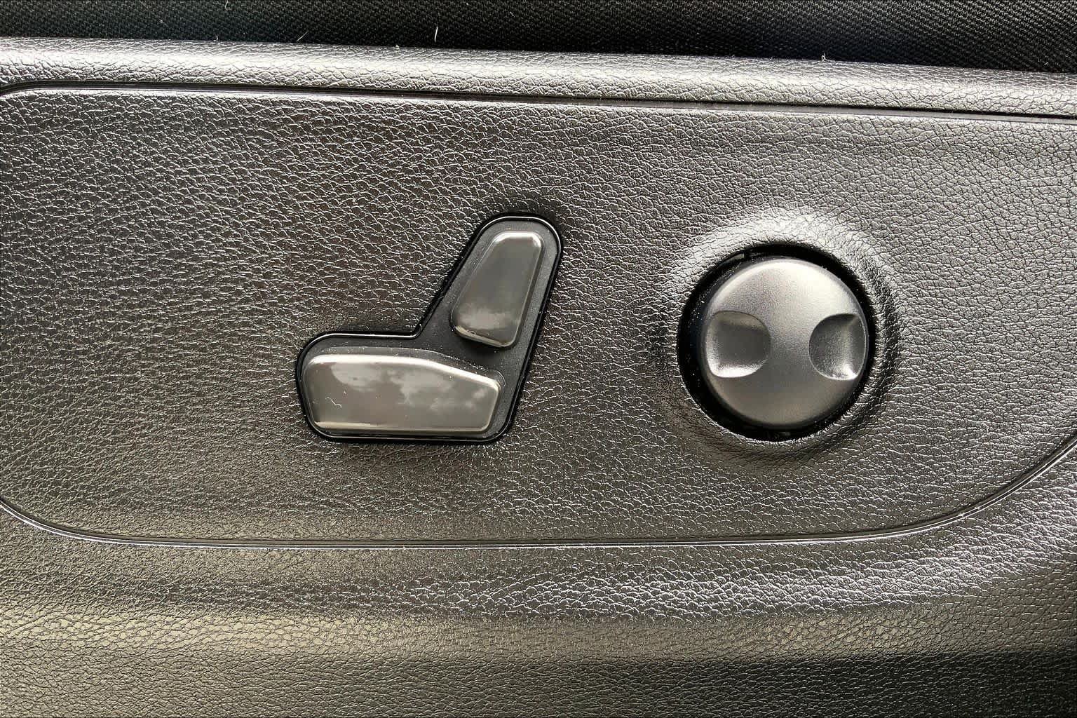 Used 2022 RAM 1500 Big Horn AWD/4WD image 34