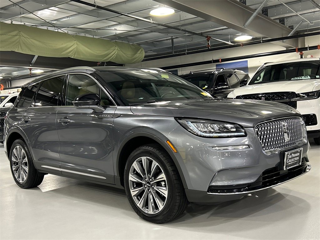 Certified 2022 Lincoln Corsair Reserve w/ Elements Package image 1