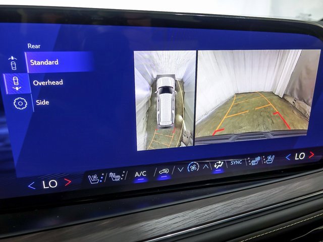 New 2026 Chevrolet Suburban Premier image 22