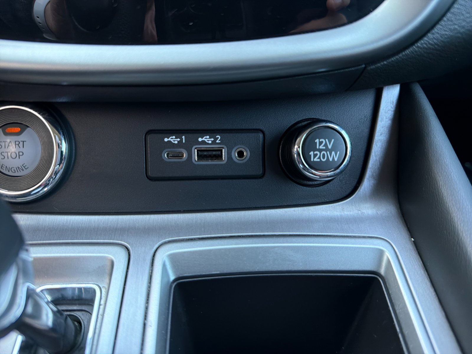 Used 2023 Nissan Murano SV FWD image 42