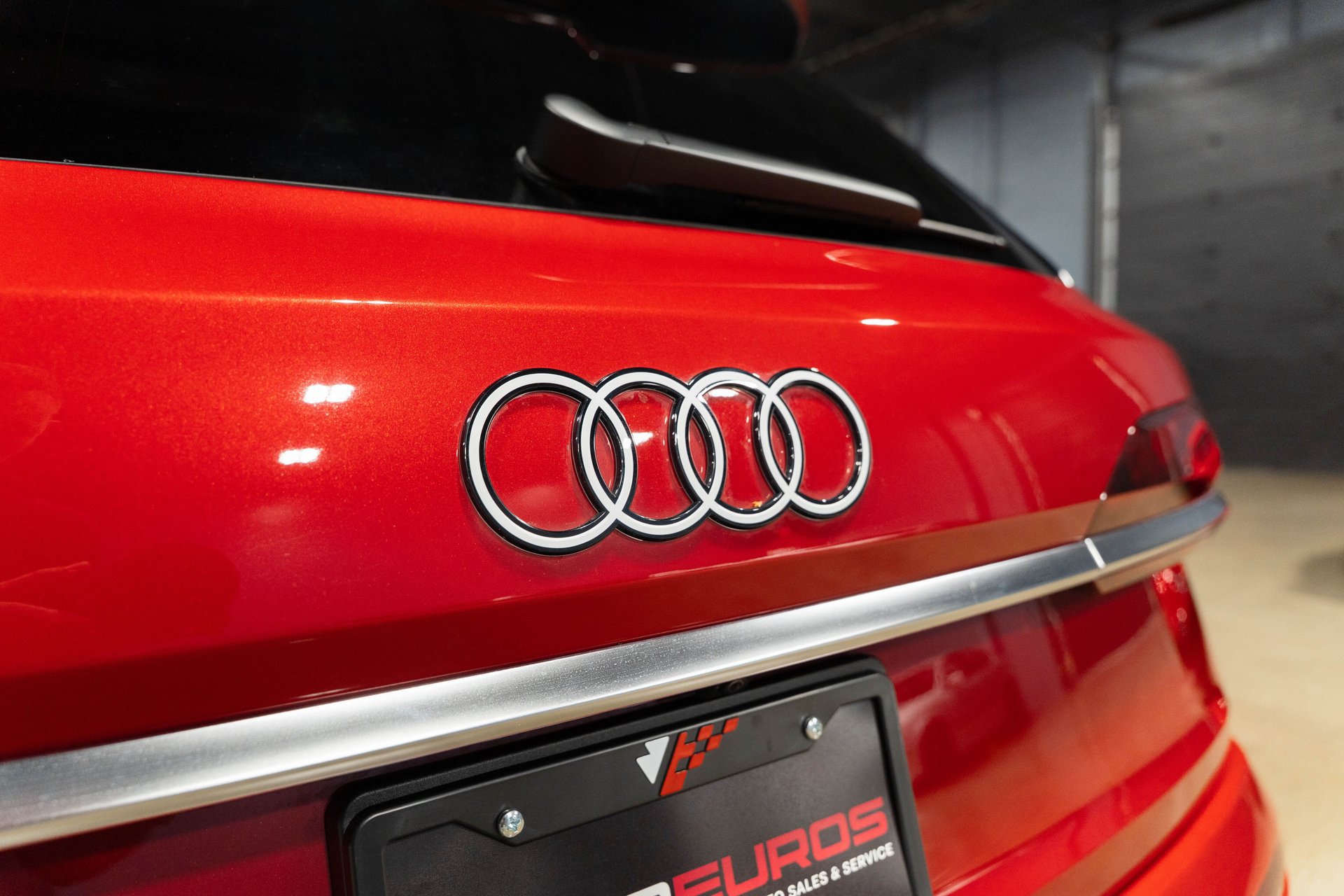 Used 2025 Audi SQ7 Prestige w/ Prestige Package AWD/4WD image 15