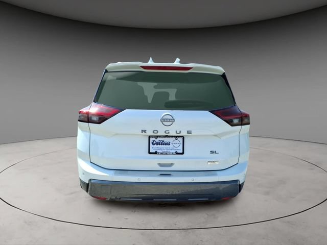 Certified 2025 Nissan Rogue SL w/ Tech Package FWD image 8