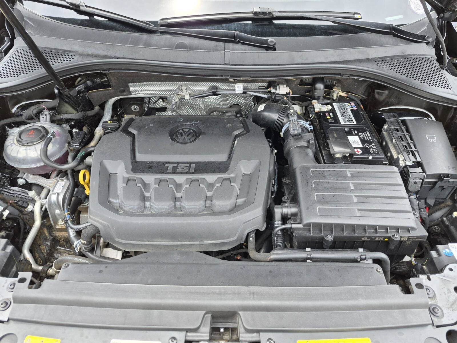 Used 2023 Volkswagen Tiguan SE FWD image 10