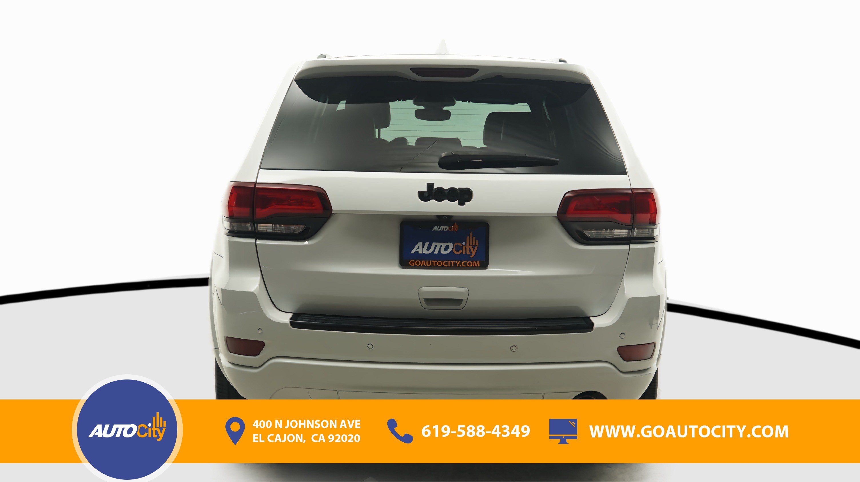 Used 2018 Jeep Grand Cherokee Altitude RWD image 12